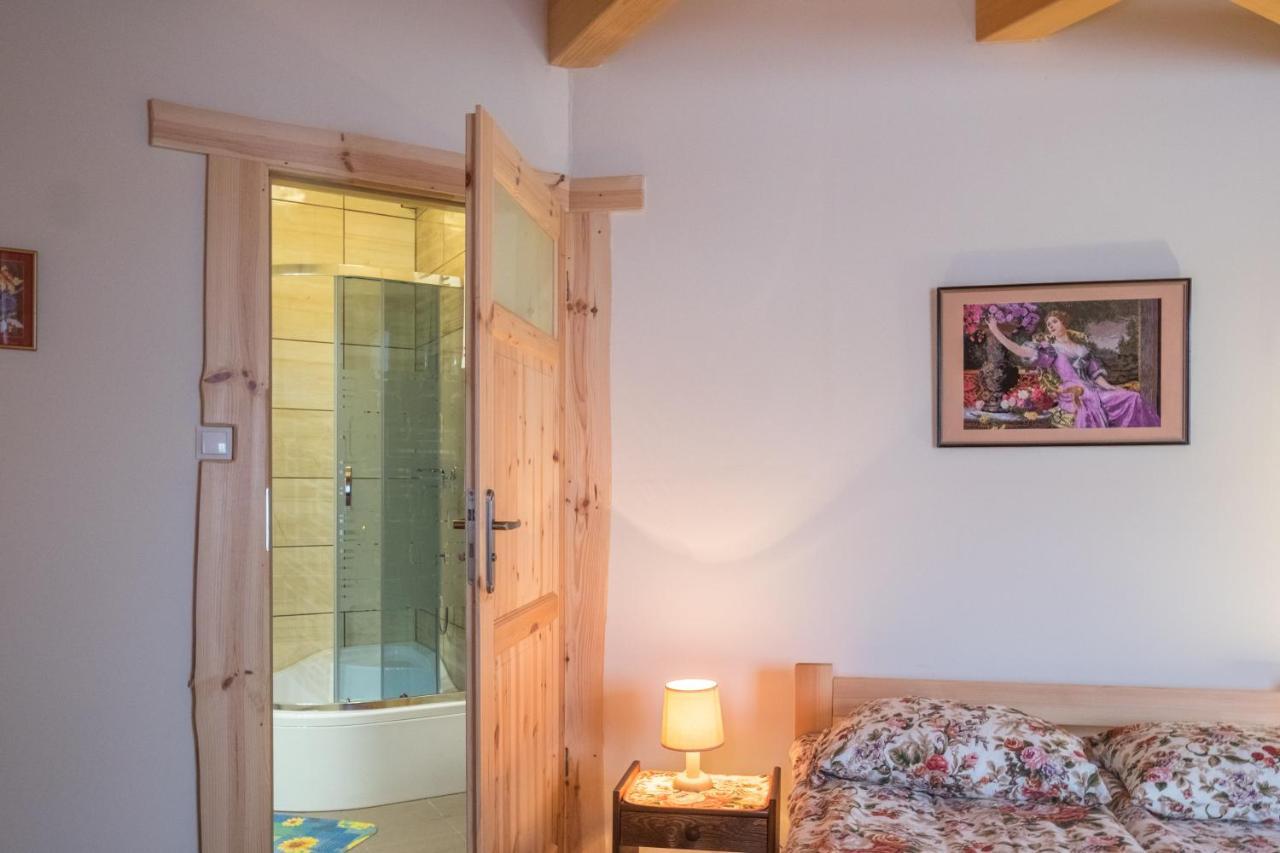Miodowa Kolonia Bed & Breakfast Bialowieza Ngoại thất bức ảnh