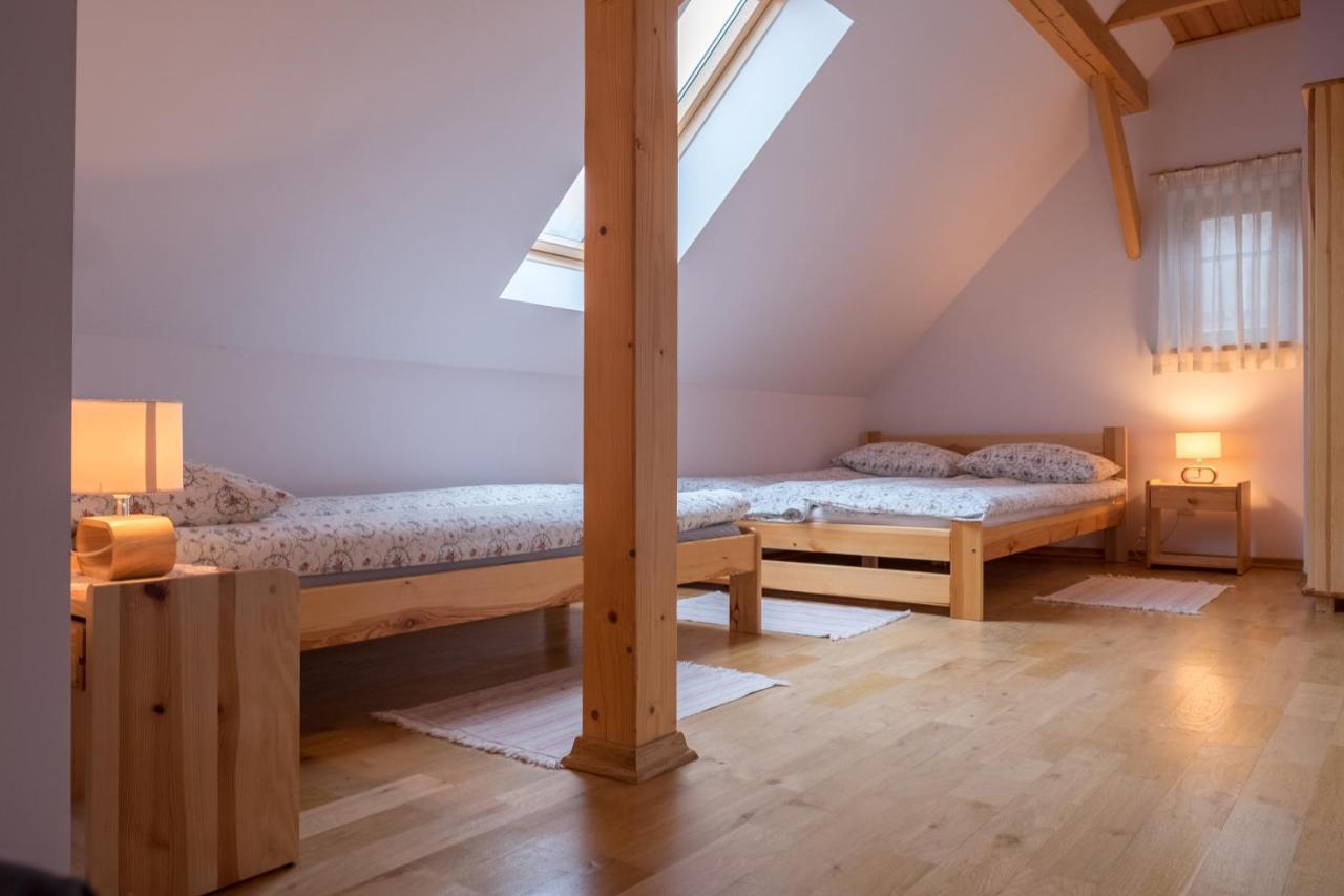 Miodowa Kolonia Bed & Breakfast Bialowieza Ngoại thất bức ảnh