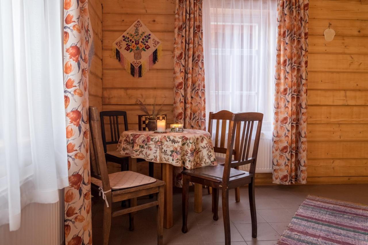 Miodowa Kolonia Bed & Breakfast Bialowieza Ngoại thất bức ảnh