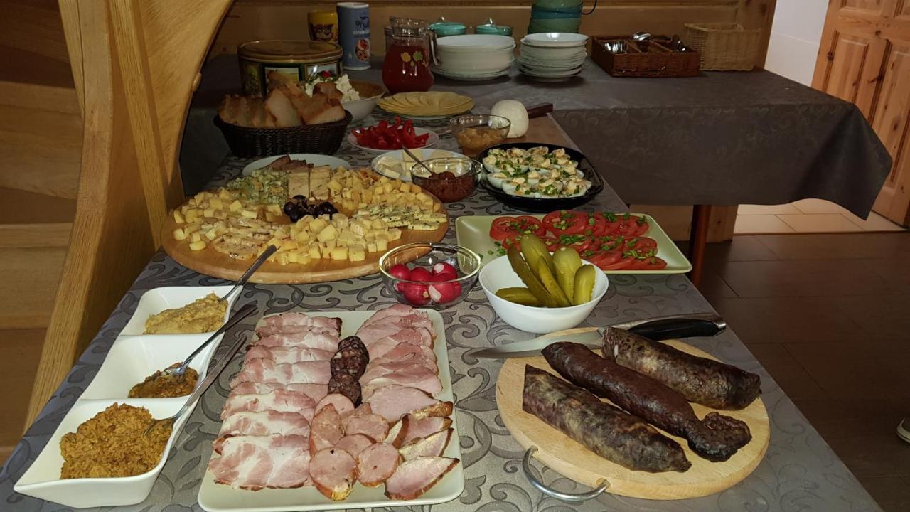 Miodowa Kolonia Bed & Breakfast Bialowieza Ngoại thất bức ảnh